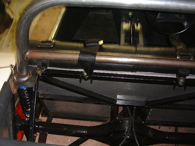 Rescued attachment seat belt roll bar.JPG